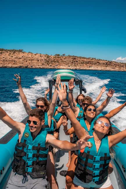 Mallorca: 2h speedboat tour, visit caves, cliffs and snorkel - Why this 2-hour Mallorca jet boat feels so packed