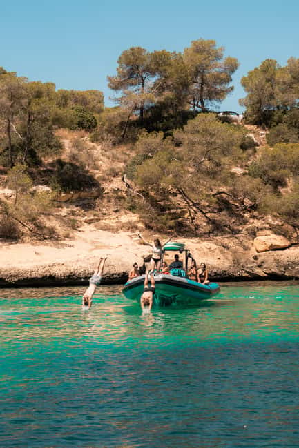 Mallorca: 2h speedboat tour, visit caves, cliffs and snorkel - Getting to Puerto Club de Mar, and arriving on time