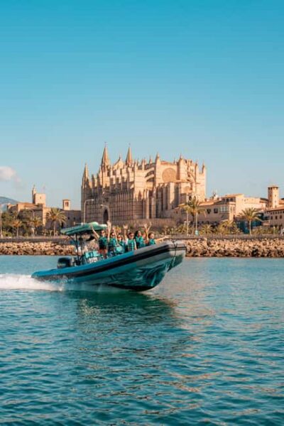 2h speedboat tour, visit caves, cliffs and snorkel