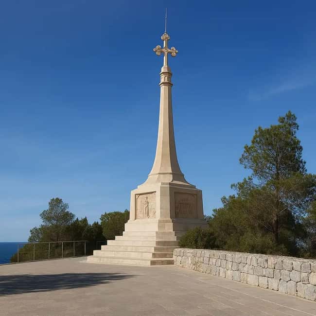 Mallorca: 3-hour bus tour around Calvià with 2 stops - Santa Ponsa monument cross walk, your first taste of local grounding