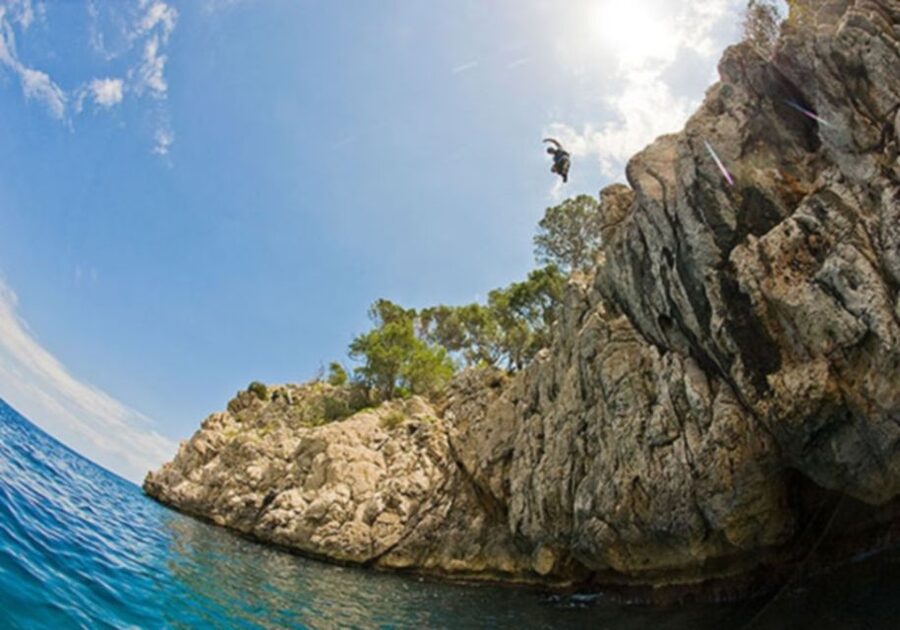 Mallorca: 4-Hour Cliff Jumping Adventure - Safety training that actually makes sense before you leave the cliff