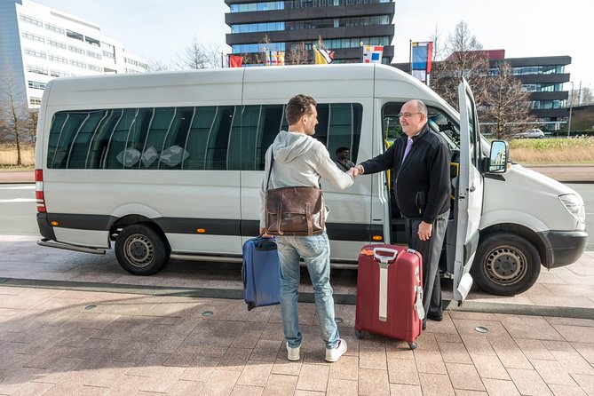 Mallorca Airport Arrival Transfer -Airport from/to Cala Ratjada - A vehicle that matches your group, plus a clear luggage plan