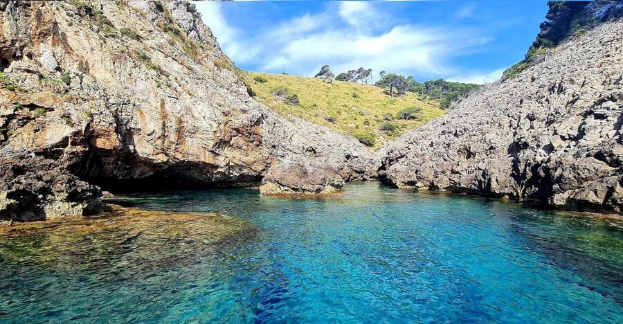 Mallorca Alcudia: Jack Sparrow Cave Jet Ski Tour - Key things that make this tour worth your time