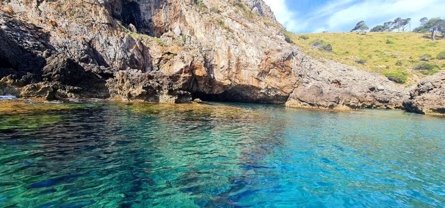 Mallorca Alcudia: Jack Sparrow Cave Jet Ski Tour - Price and value: is $234 worth it for up to two?