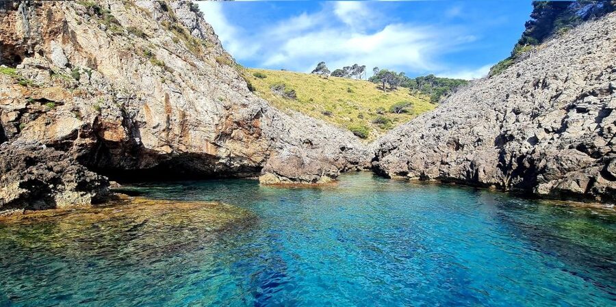 Mallorca Alcudia: Jack Sparrow Cave Jet Ski Tour - Cruising Alcúdia Bay: the ride you do not want to skip