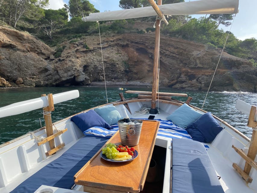 Mallorca: Alcudia, Private Boat Tour. - Where you meet at Puerto de Bonaire, Pier 293
