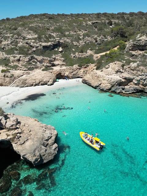 Mallorca: Caló des Moro and Cala Marmols Boat Tour - Caló d’en Busques to Cala Figuera: the quick start that sets the tone
