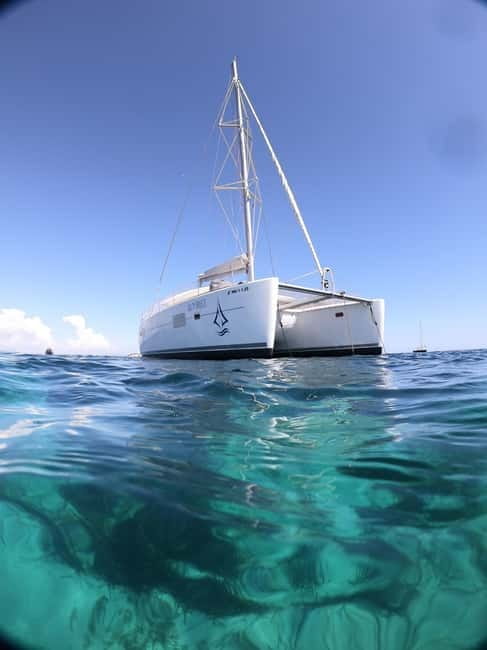 Mallorca: Catamaran Boat Tour with Tapas - Malgrats Islands and the Cruise Leg: Coast Views Without the Rush