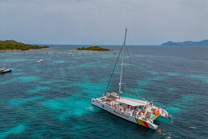 Mallorca Catamaran Cruise with Scenic Views and BBQ Lunch - Food and drinks: BBQ value vs real expectations