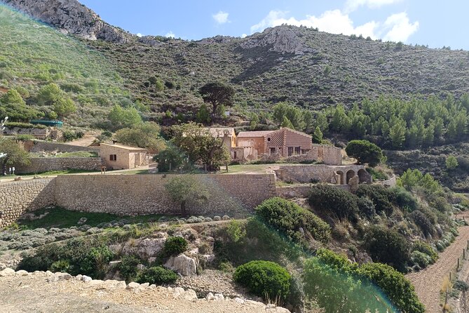 Mallorca Circular hike from Sant Elm to La Trapa Monastery - La Trapa Monastery ruins: the payoff, and the bird-protection twist