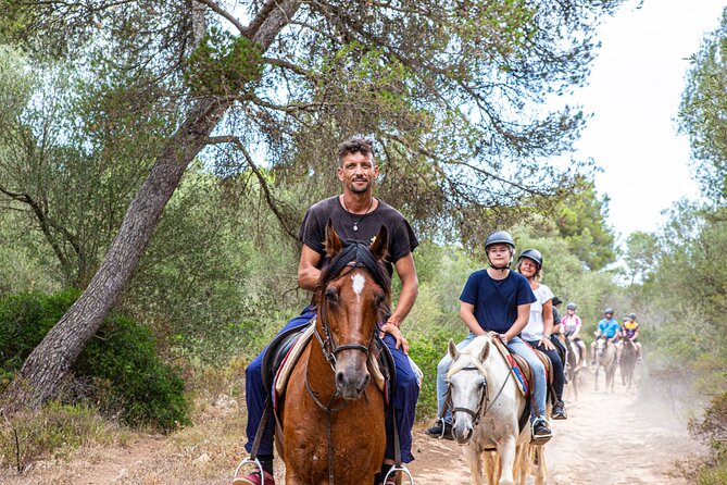 Mallorca Evening Tour: Horseback Riding, Dinner and Dance - Timing, Pickup, and the One Thing to Plan For