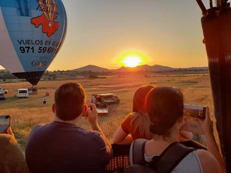 Mallorca: Hot Air Balloon Flight with Private Options - Shared groups vs private options: choose your comfort level