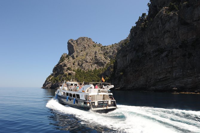 Mallorca in One Day Sightseeing Tour with Boat Ride and Vintage Train - Beach Time at Sa Calobra, When Weather and Crowd Levels Matter