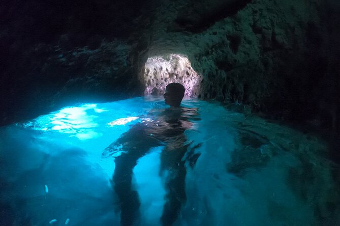 Mallorca: Kayaking, Sea Cave, Cliff Jumping & Snorkel Tour - Key things to know before you go