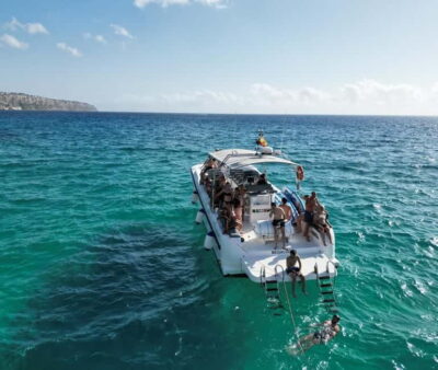 Mallorca Marine reserve: Visit caves, cliffs and snorkeling