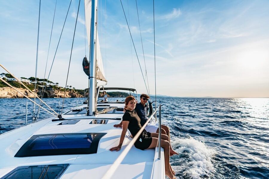 Mallorca: Midday or Sunset Sailing with Snacks and Open Bar - Should You Book This Palma Bay Yacht Sail?