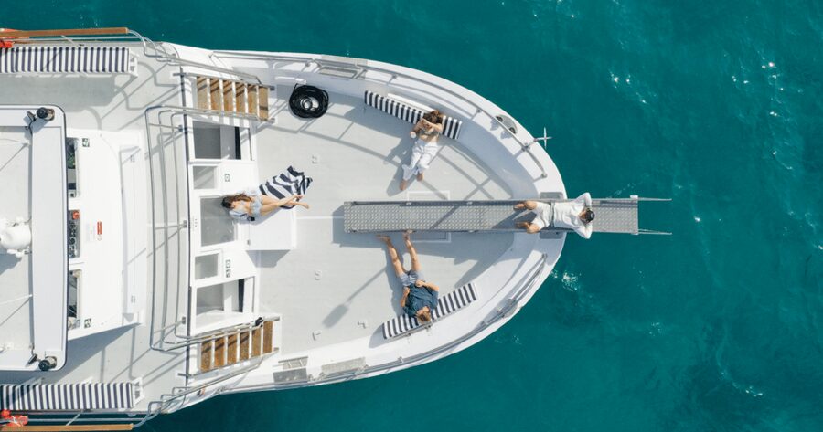 Mallorca: Morning boat tour around Palma Bay with snorkelling 2h - Snorkelling stop: how to make the most of about 30 minutes