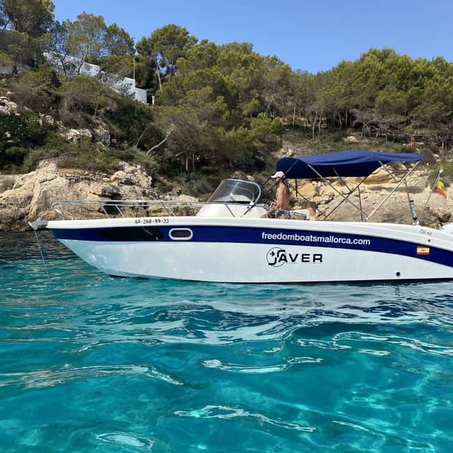 Mallorca: Private Boat Tour with Snorkeling & Snacks - Key highlights worth planning for