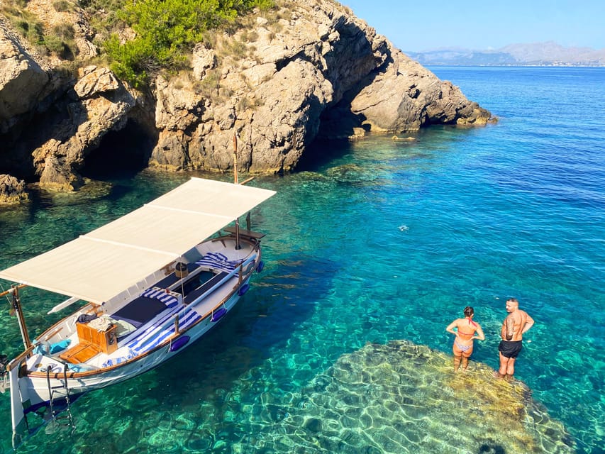Mallorca: Private Boat Trip to Alcudia, Pollensa & Formentor - Stop 2 Formentor Beach: a full hour on your feet