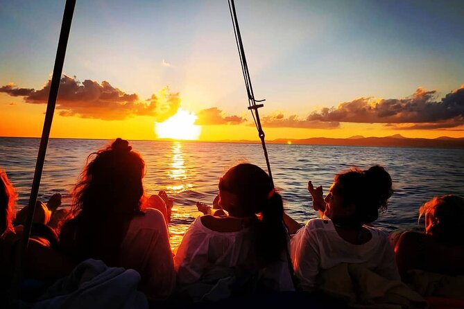 Mallorca Sailing Adventure with Snorkeling, Snacks & Drinks - Drinks and snacks onboard: included value that actually matters