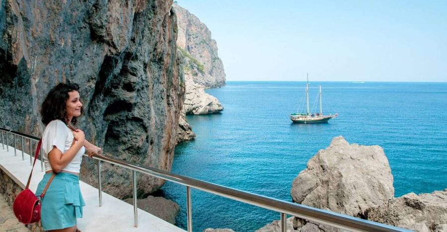 Mallorca: Scenic Full-Day Tour from the North - First Stop: Nofrills Excursions and the Start of a Busy Day