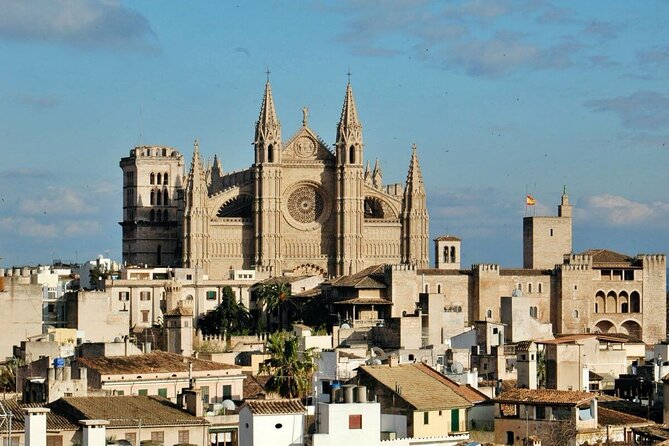 Mallorca Shore Excursion Bellver Castle and Cathedral Private Tour - Price and Value: When $610.67 Per Person Makes Sense