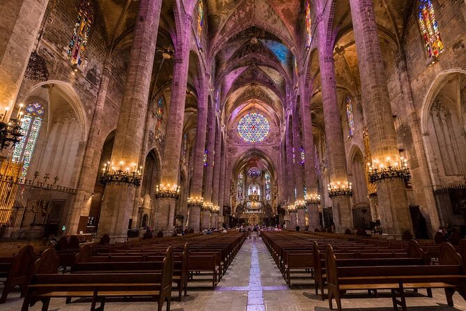 Mallorca Shore Excursion Bellver Castle and Cathedral Private Tour - Palma Old Town: 30 Minutes to Get Your Bearings in the Labyrinth