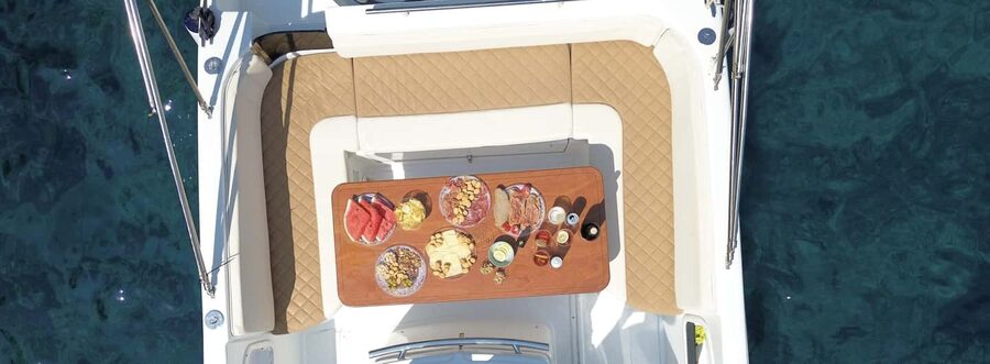 Mallorca: Sóller Boat Tour with Snorkeling and Snacks - Key reasons this Sóller boat tour gets strong reviews