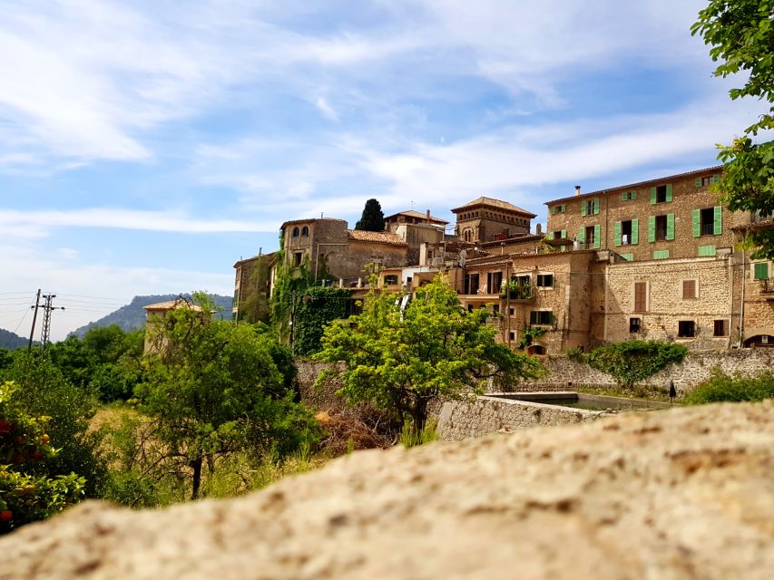 Mallorca: Soller Port and Valldemossa - The ride through the mountains, and why timing matters