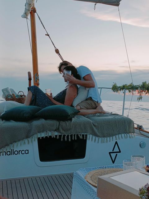 Mallorca: Sunset Eco charter experience - Why This Silent Electric Llaut Changes the Whole Sunset Mood