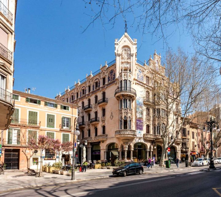 Mallorca: Transfer to Palma self-guided Tour - Cathedral of La Seu and Old Town Streets, Where Your Free Time Will Pay Off