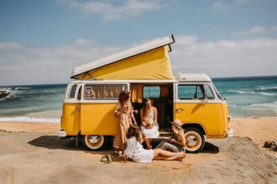 Vintage Sunset tour by the sea with a picnic