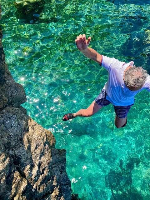 Mallorca: Wild coasteering tour - Medium cliff jumping: the thrill, minus the chaos