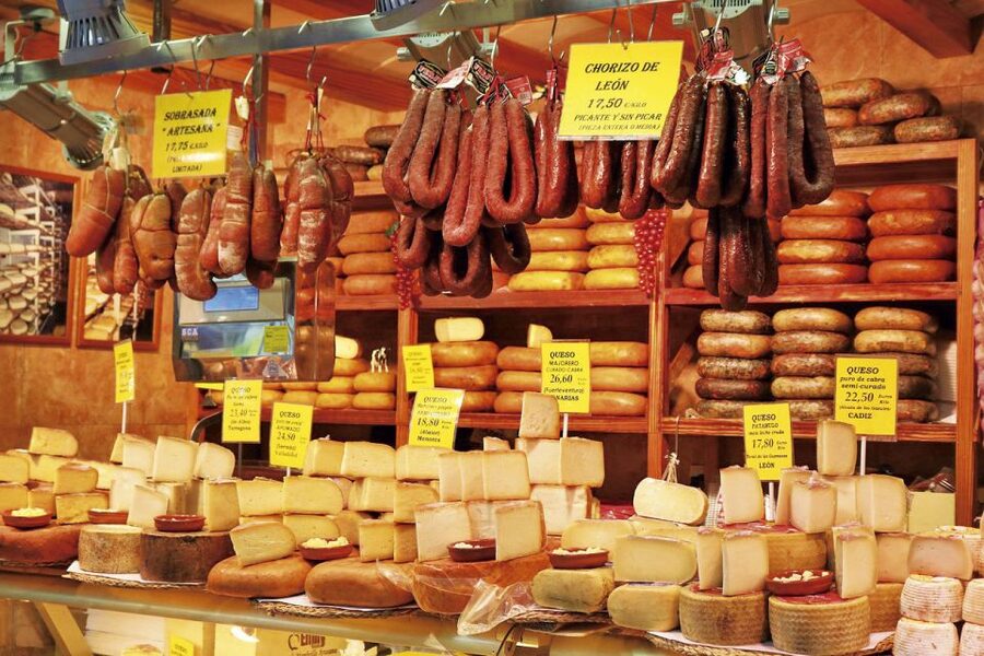 Palma: 2.5-Hour Chinatown Market Tour - An Authentic Chinese Restaurant Moment That Feels Peaceful