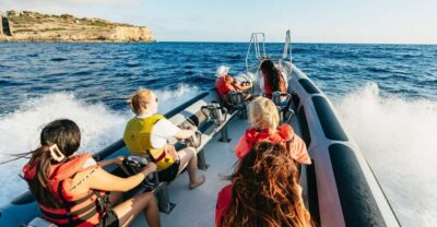 Palma Bay: 1-Hour Speedboat Adventure