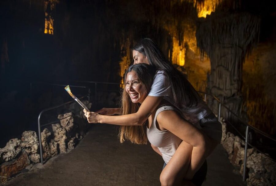 Palma: Caves of Drach Entrance, Music Concert, and Boat Trip - Free Time After: Gardens, Snacks, and Majorica Pearls on Your Own Terms