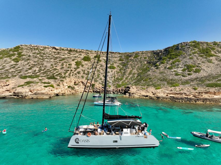Palma: Cueva Verde and Cala Vella Catamaran Cruise with BBQ - Aperitif and the Sail Toward Cala Vella, When You’re Not Yet Eating