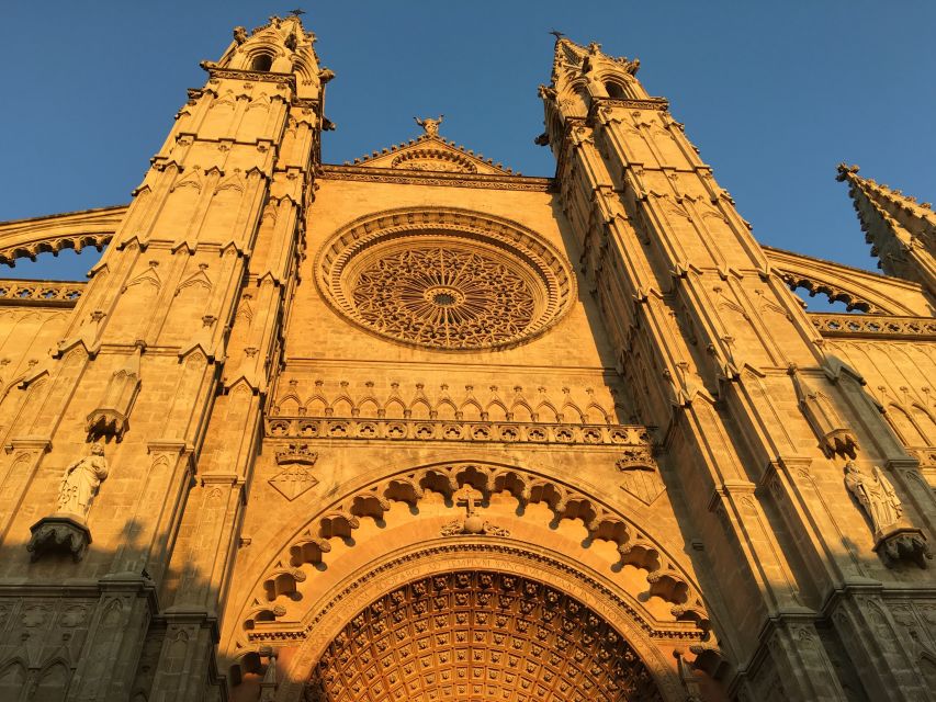 Palma: Culinary Tapas Tour of the Old Town - Es Baluard Fortress and the Passeig del Born stroll to Plaça Mercat