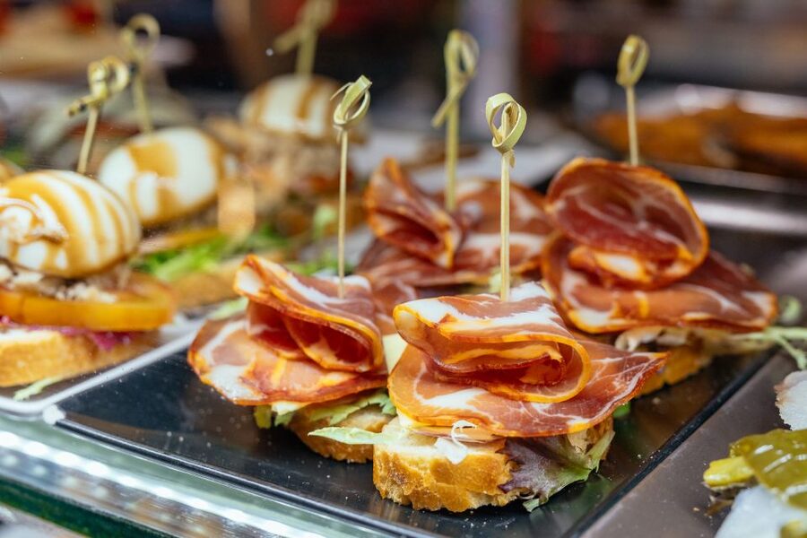 Palma de Mallorca: 10 Tastings Private Food Tour - The 10 tastings: what you’re really paying for