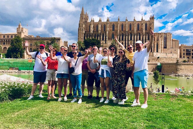 Palma de Mallorca Bike Tour with tapas - Tapas upgrade at Plaza España: what you get, and where it sits in your day