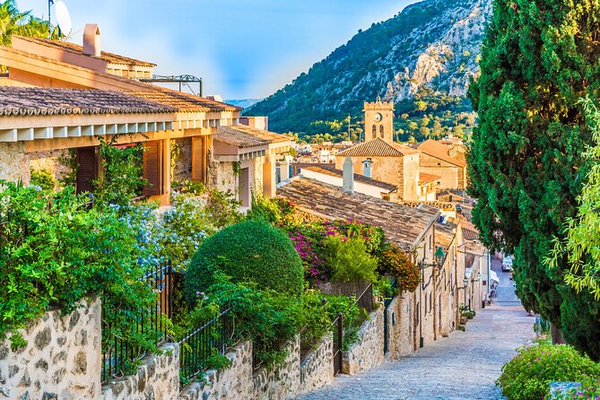 Palma de Mallorca: City Walk Audio Guide in 7 Languages on Phone - Nord de Palma start: get your bearings fast