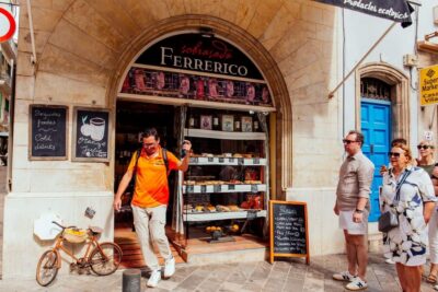 Foodie Walking Tour of the Old Town