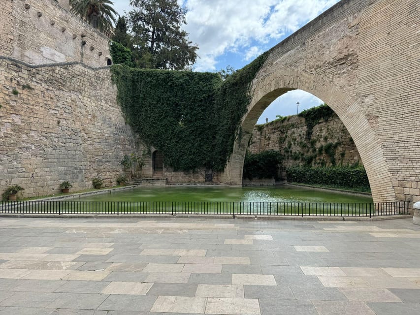 Palma de Mallorca Old Town Guided Bike Tour (Small Groups) - La Almudaina Royal Palace: from fort to royal residence