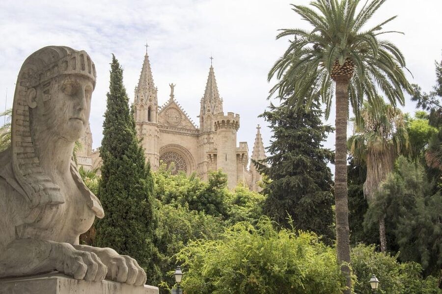 Palma de Mallorca Private Guided Walking Tour - Santa Eulalia: A Medieval Church Stop With a Specific Human Story