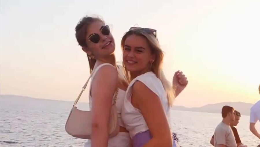 Palma de Mallorca: Sunset Boat Party with DJ and Animation - Check In and Timing: 19:30 Departure From Palma Port