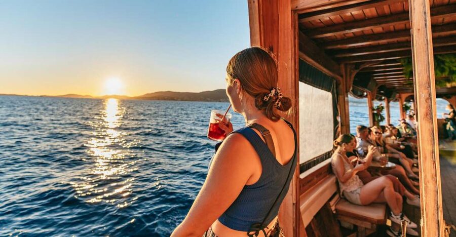 Palma de Mallorca: Sunset Boat Tour - A 3-Hour Palma Sunset Cruise That Feels Like Evening With a View