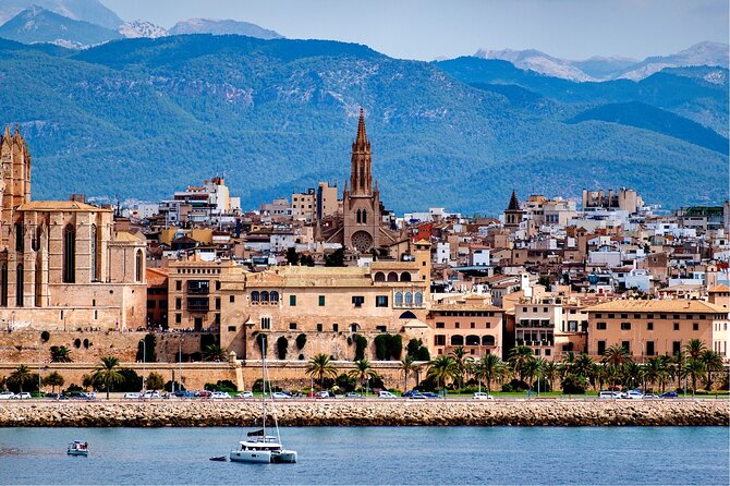 Palma de Mallorca: Walking Tour, Cathedral & Local Tasting - From CaixaForum Palma to Plaça Major: your orientation walk in Old Palma