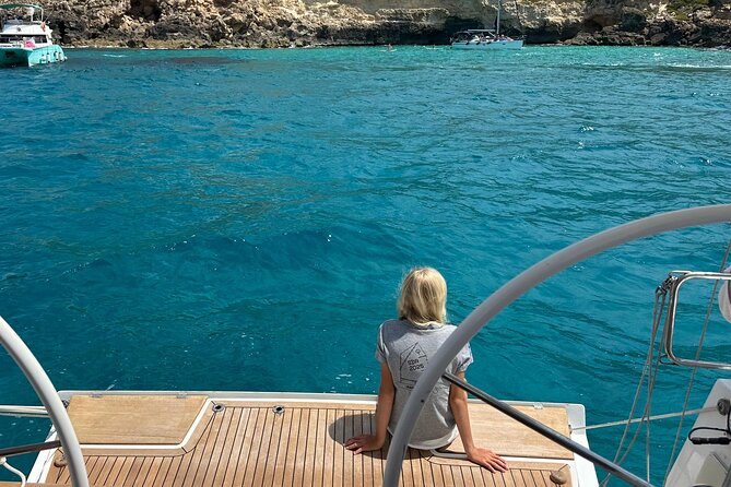 Palma de Mallorrca: Sailing tour with drinks, tapas & snorkeling. - The anchorage swim hour: where the trip turns into fun