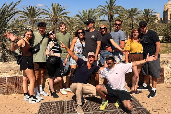 Palma Evening Tapas Walking Tour with Pinchos & Drinks - Molta Barra: modern pinchos energy without losing the tapas soul