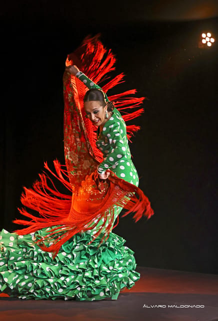 Palma: Flamenco Show at Tablao Flamenco Alma with Drink - What the show feels like, song, guitar, and dance in one tight hour